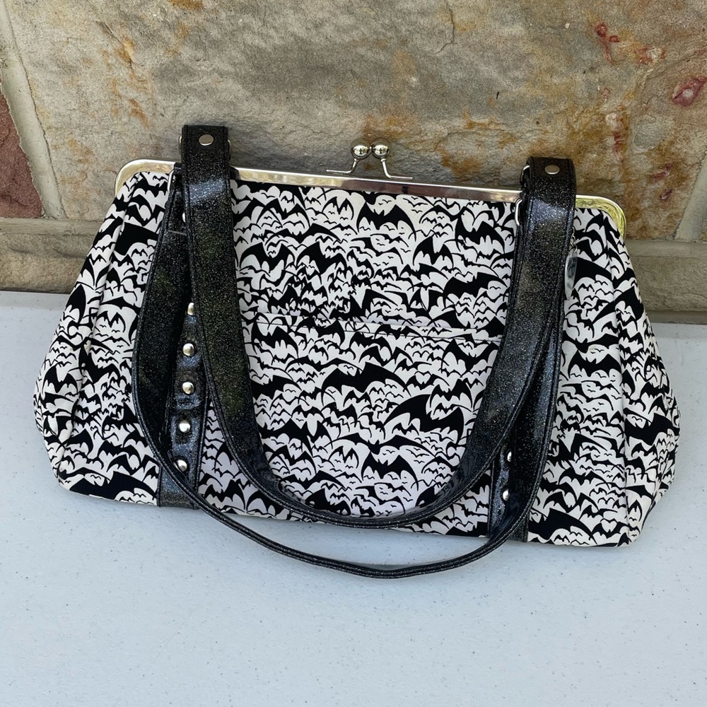 Rare Hold Fast Bat Shoulder Bag Purse Kiss Lock Paisley Halloween